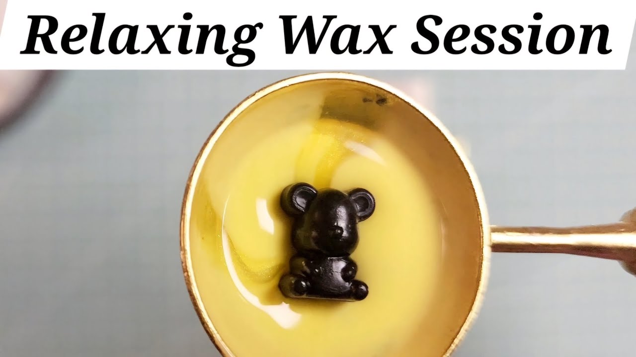 Soothing music and melting wax 😌