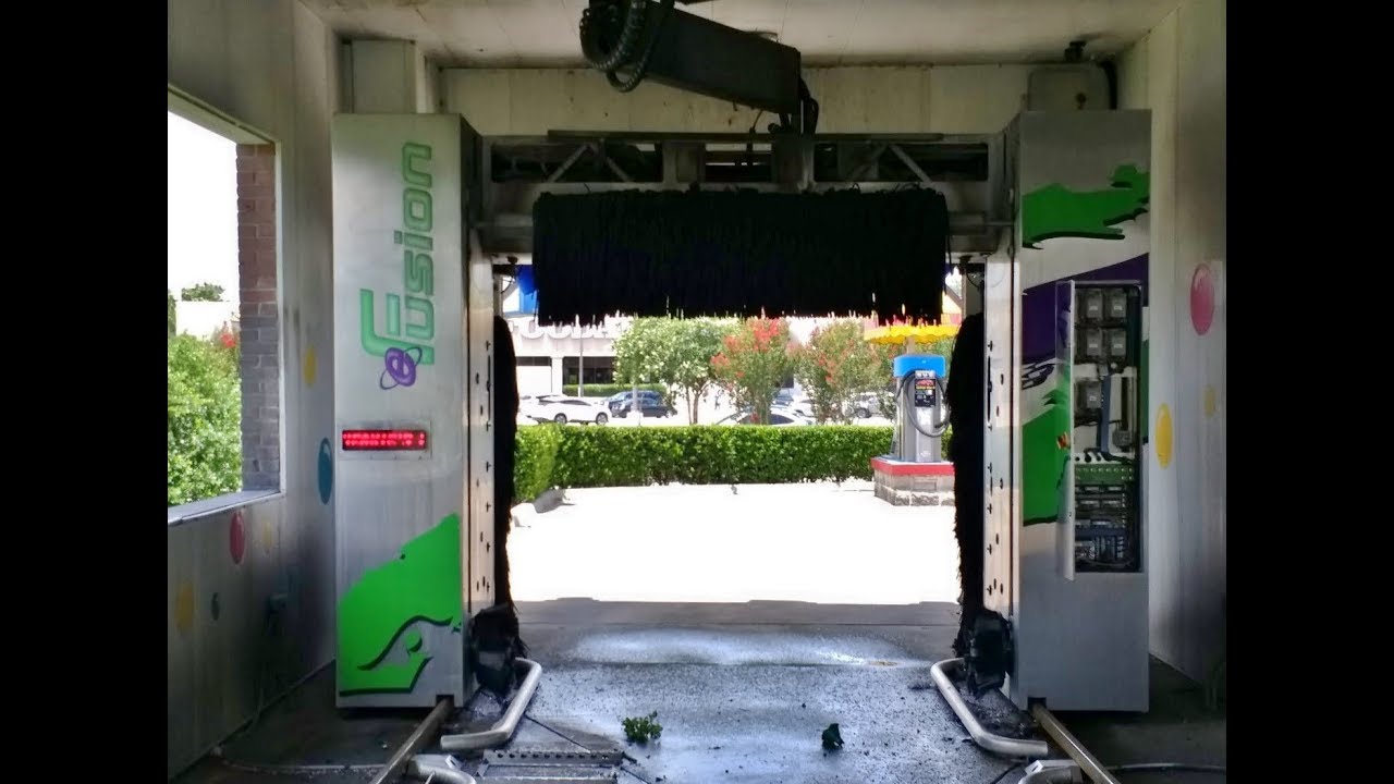 RARE Coleman Hanna eFusion Friction Car Wash at Squeakie's Carwash in Houston, Texas