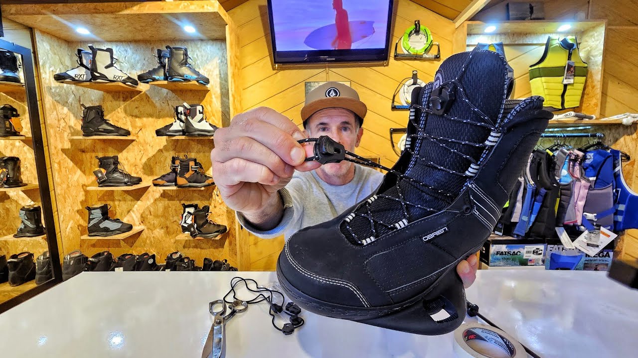 Cómo cambiar una traba plástica a tu bota de wakeboard.