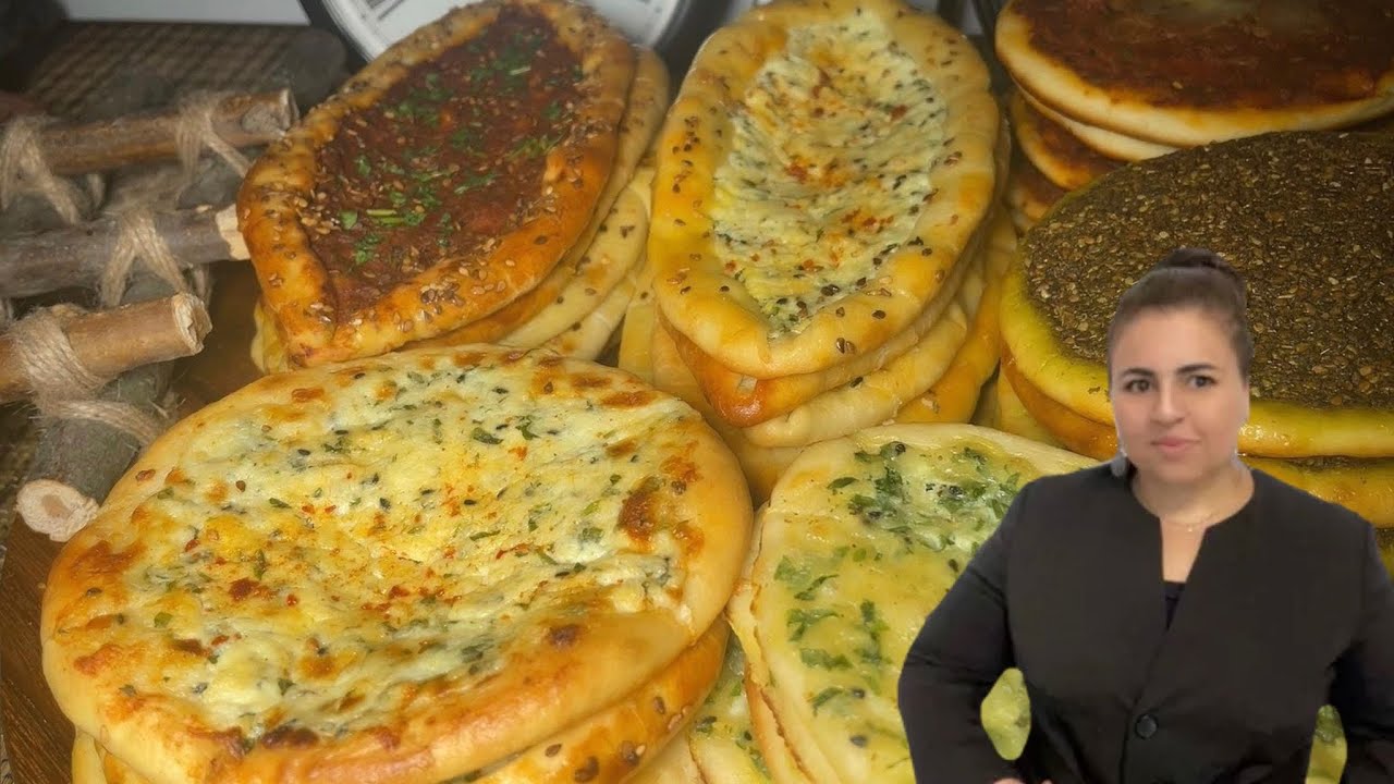 عجينة رهيبة  خاصه لمناقيش زعتر ومحمرة وجبنة😍