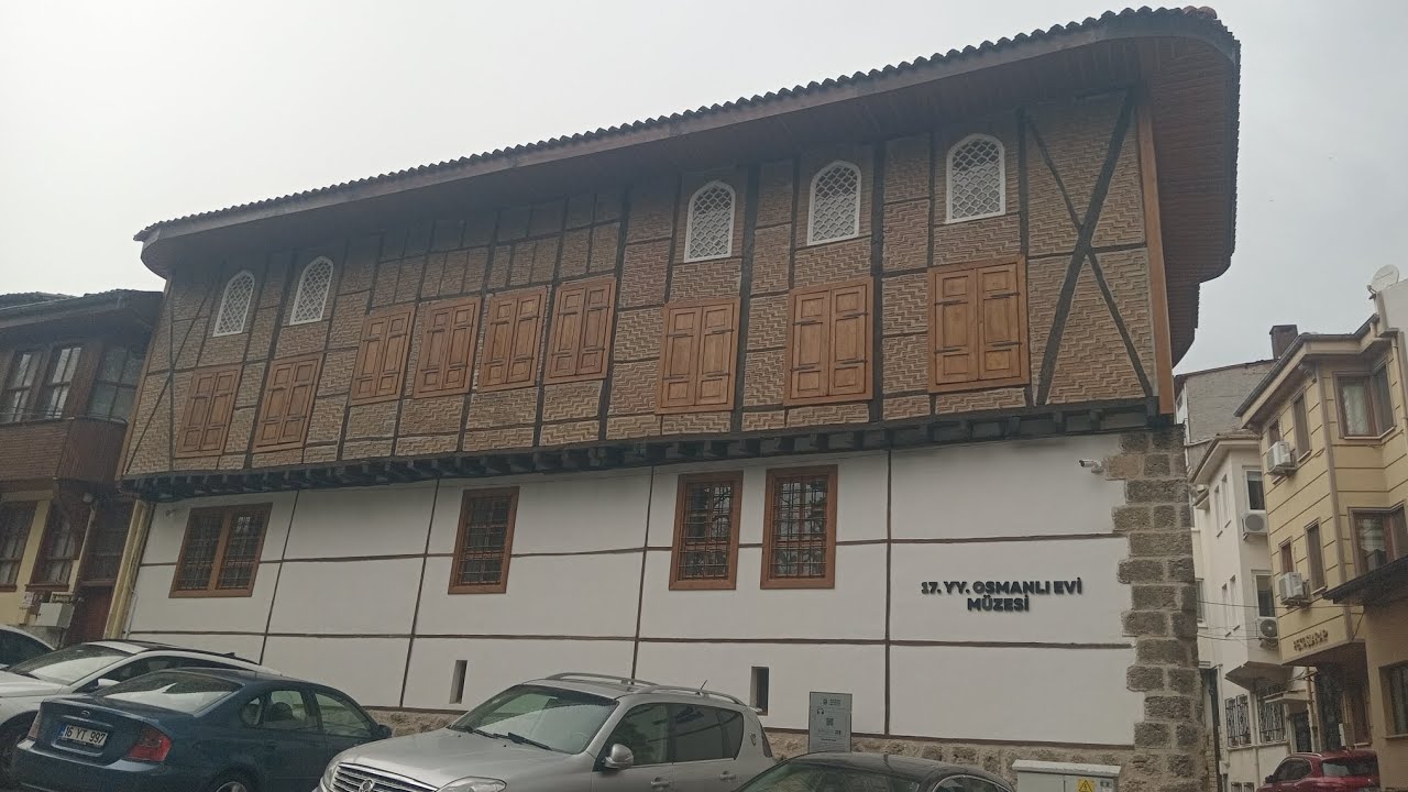 Bursa'da 17. Yüzyıla ait bir Osmanlı evinin, restore edilmiş hali