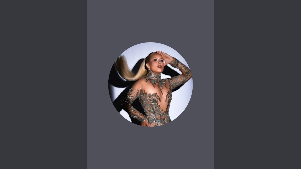 Reina Estephania is live!