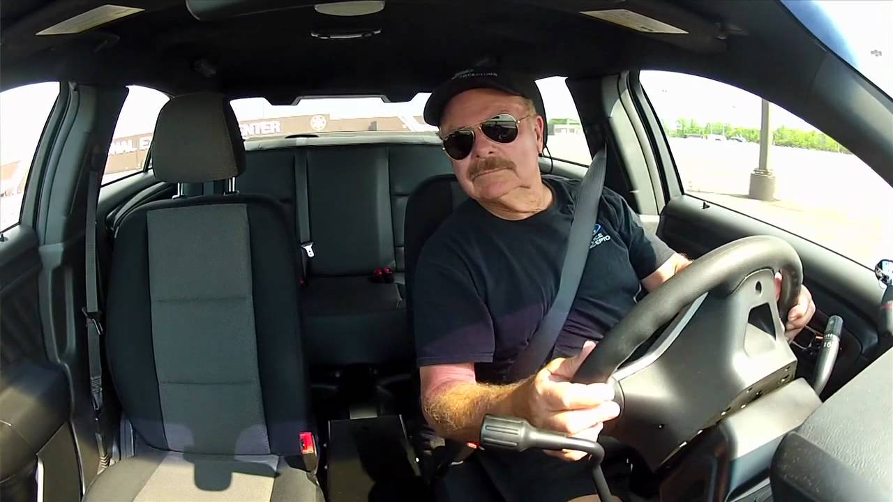 2013 Ford Police Interceptor test drive and review