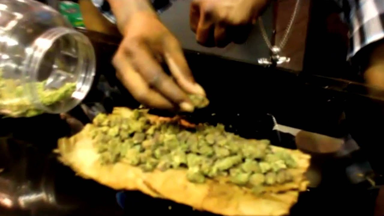 Worlds Biggest Blunt of PURP& KUSH( 420 EDUCATIONAL VIDEO )  HOW TO by Shawty Saprano