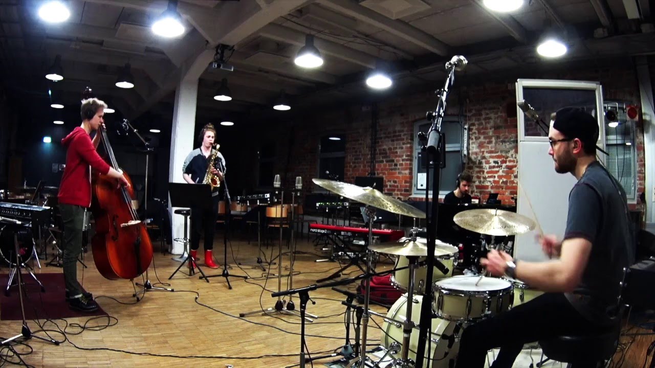 FOUR - Miles Davis - trading fours