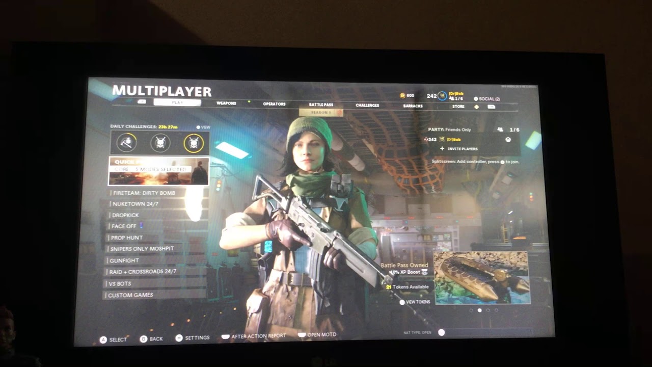 Cold War gameplay with the anime  tracer pack