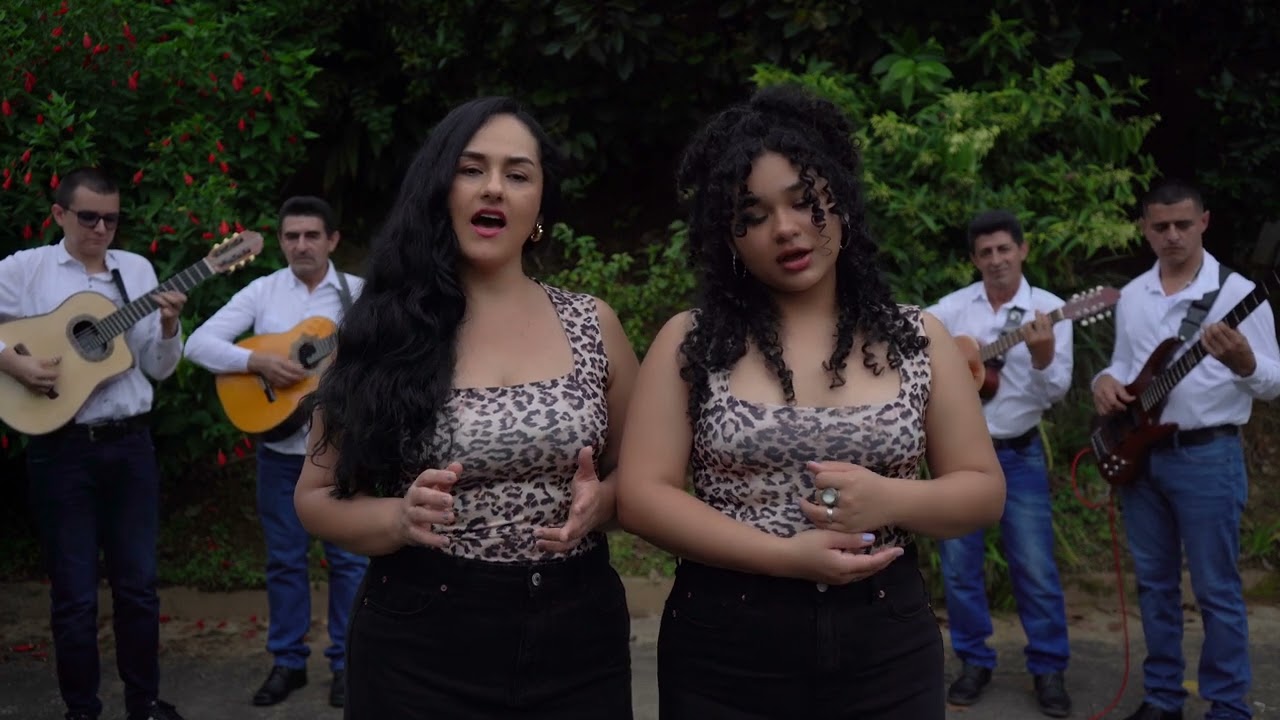 No llores coraz&oacute;n   Los Hermanos Salgado  Milena Hern&aacute;ndez, y Daniela Gallego.