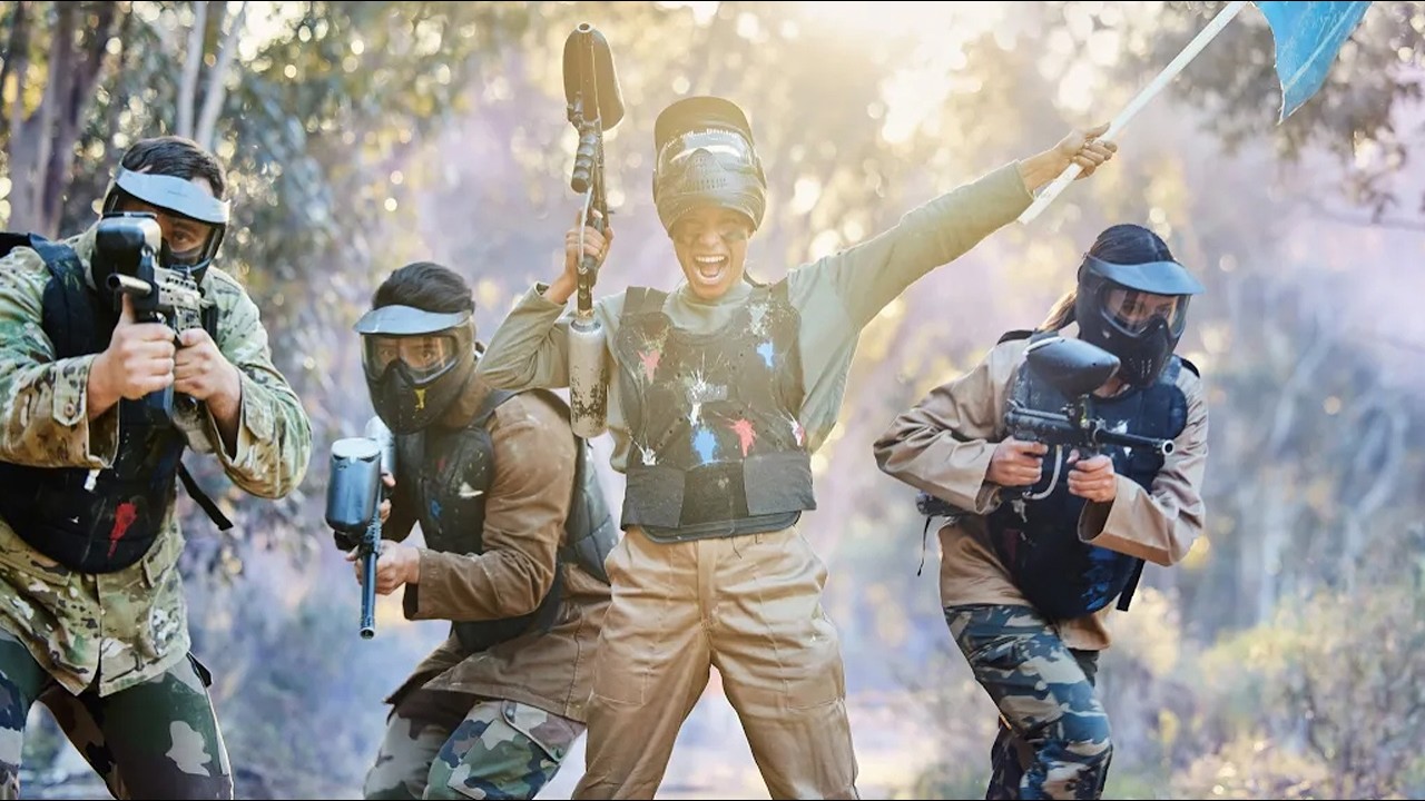 Paintball in Val di Sole con Ursus Adventures - Sfida tra Amici e Adrenalina in Montagna