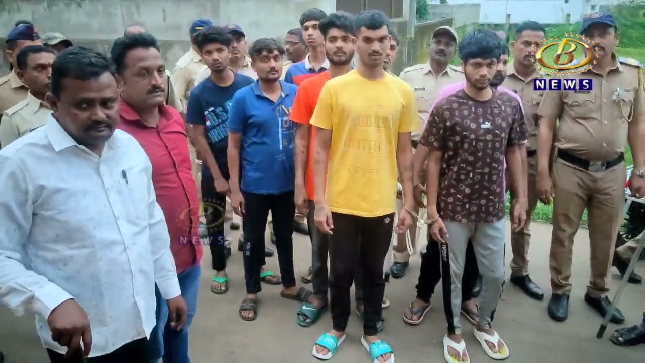 महेश राख खून प्रकरणातील ८ संशयितांना फुलेवाडी-बोंद्रेनगर परिसरात फिरवलं