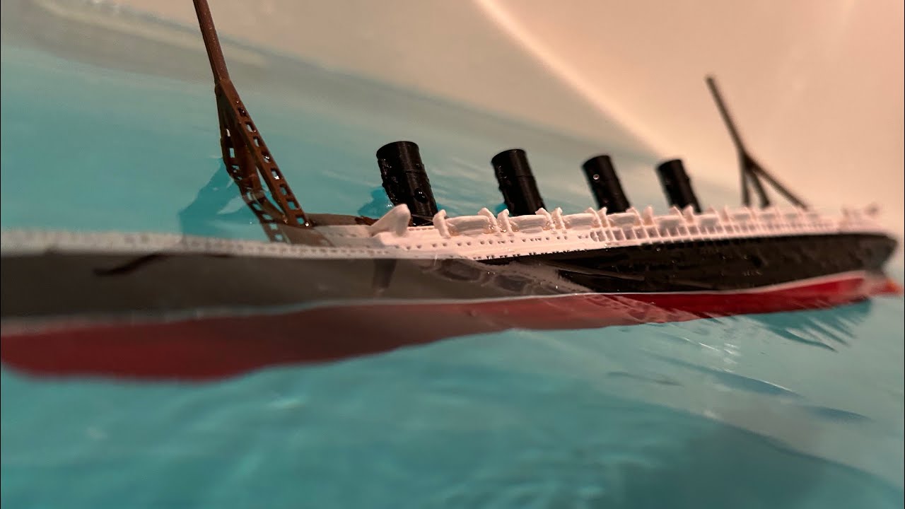 Lusitania Submersible Model Sinking!