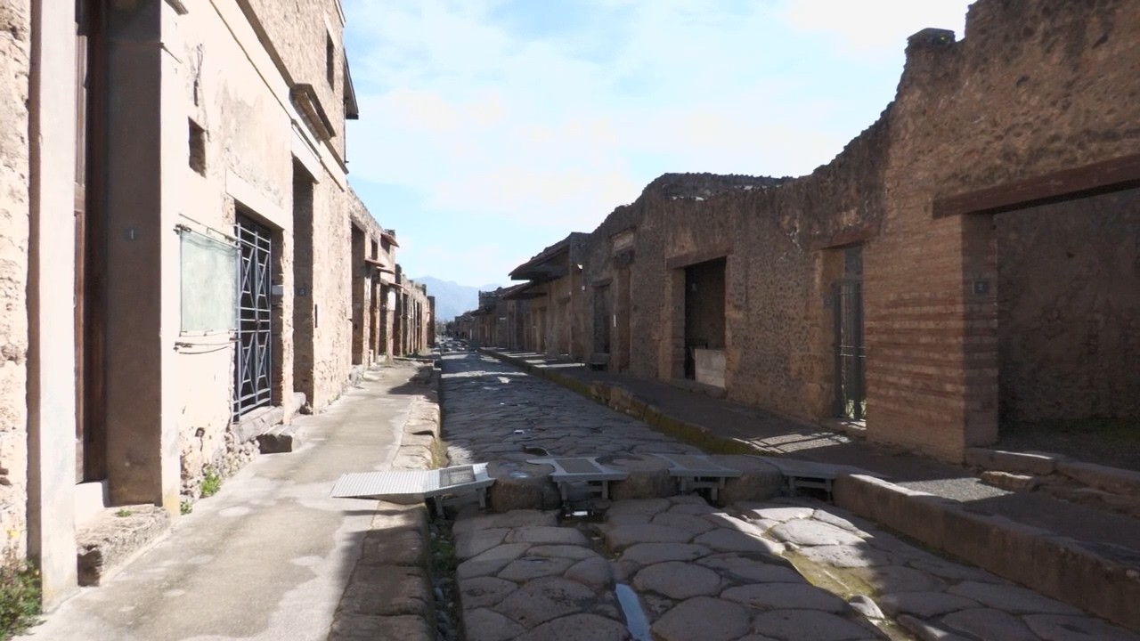 Parco Pompei, &egrave; braccio di ferro sulle guide turistiche