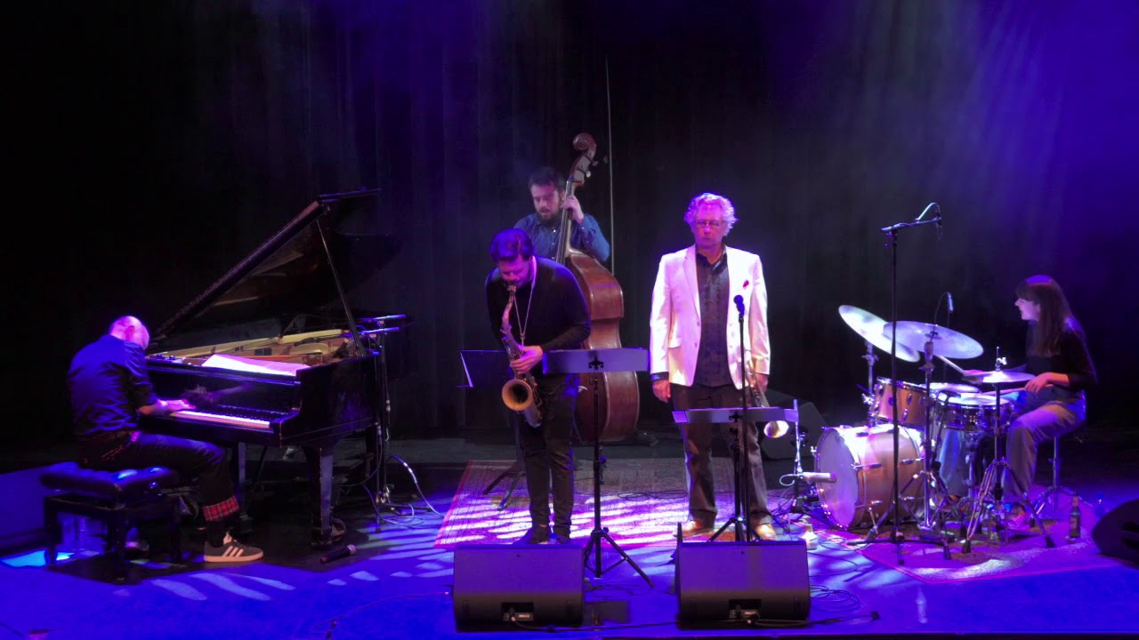 Fear of Roaming - Seamus Blake & Tim Hagans with Landaeus Trio
