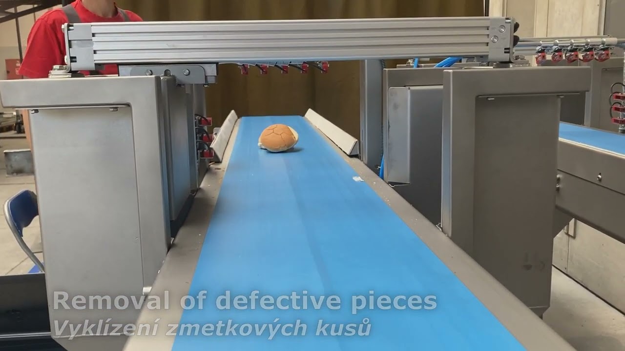 Automated quality control system for bakeries
