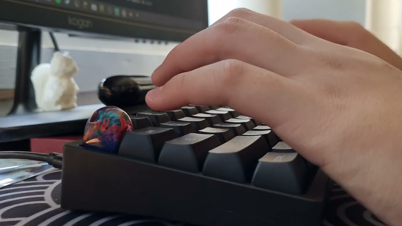 KBD67 V3 + JWK Epsilon Switches Sound Test