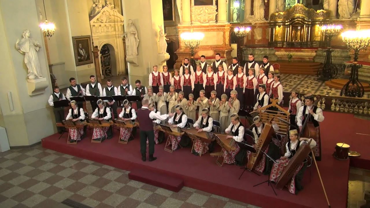VU Ansamblis - Sutartinės [Šv. Jonų bažnyčia]