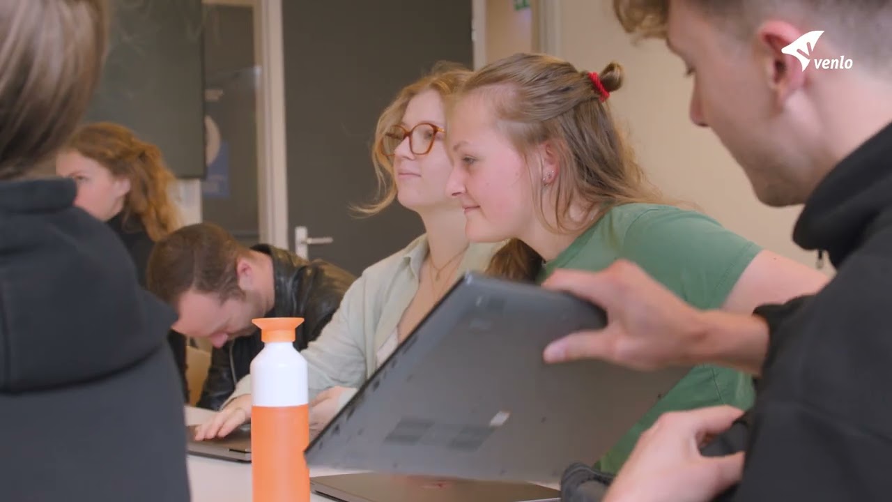 #MET ELKAAR maken we van Venlo een bruisende studentenstad.