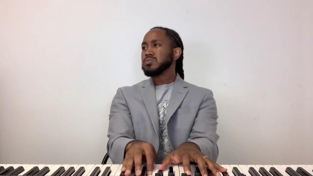 Secular Touring Musician Plays At Church For The First Time In Years