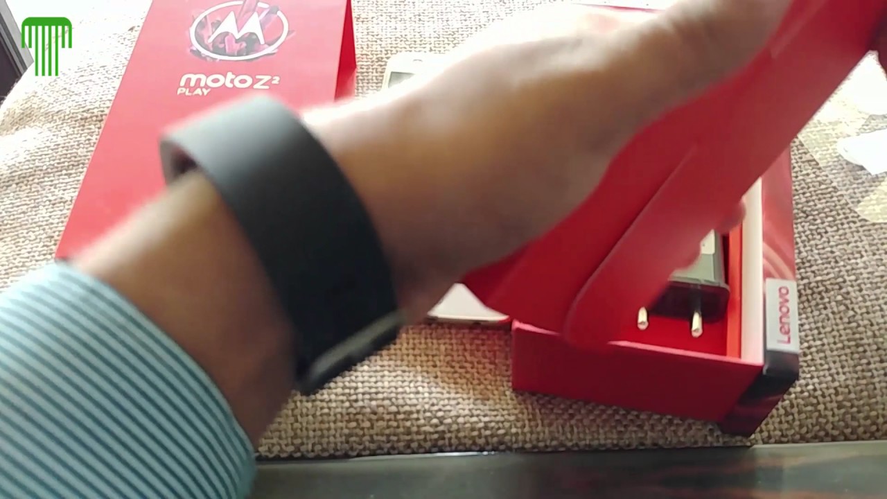 [Hindi] Moto Z2 Play Unboxing