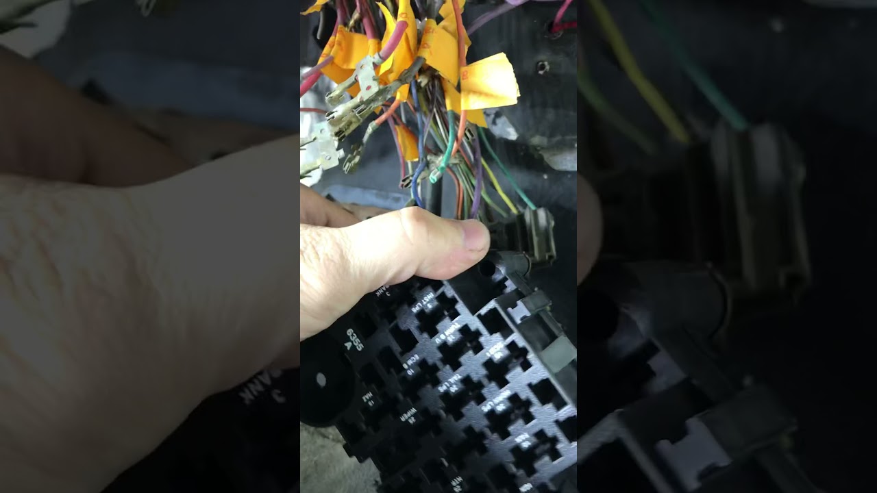 Fuse box terminals replacement