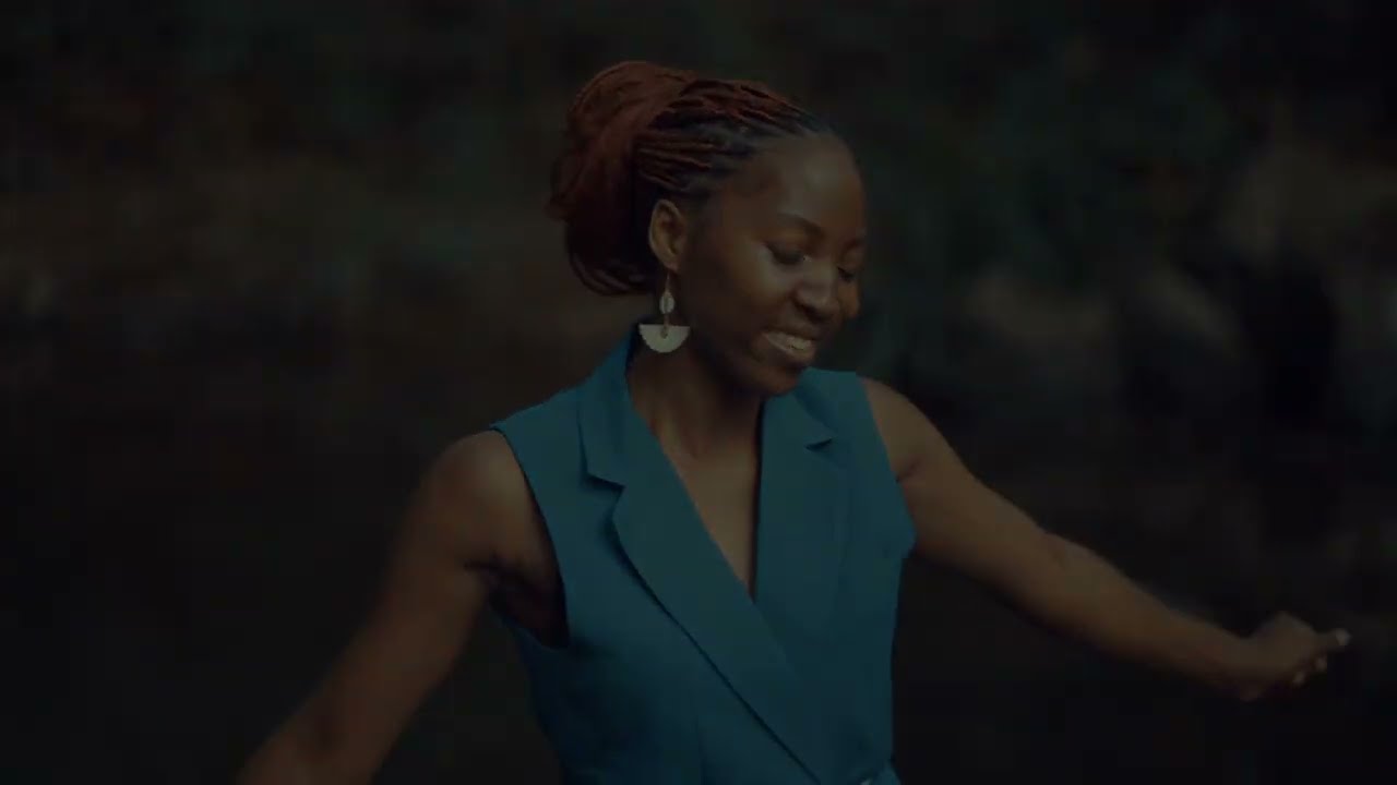 Issabel King - Yahweh (Official Visualizer)