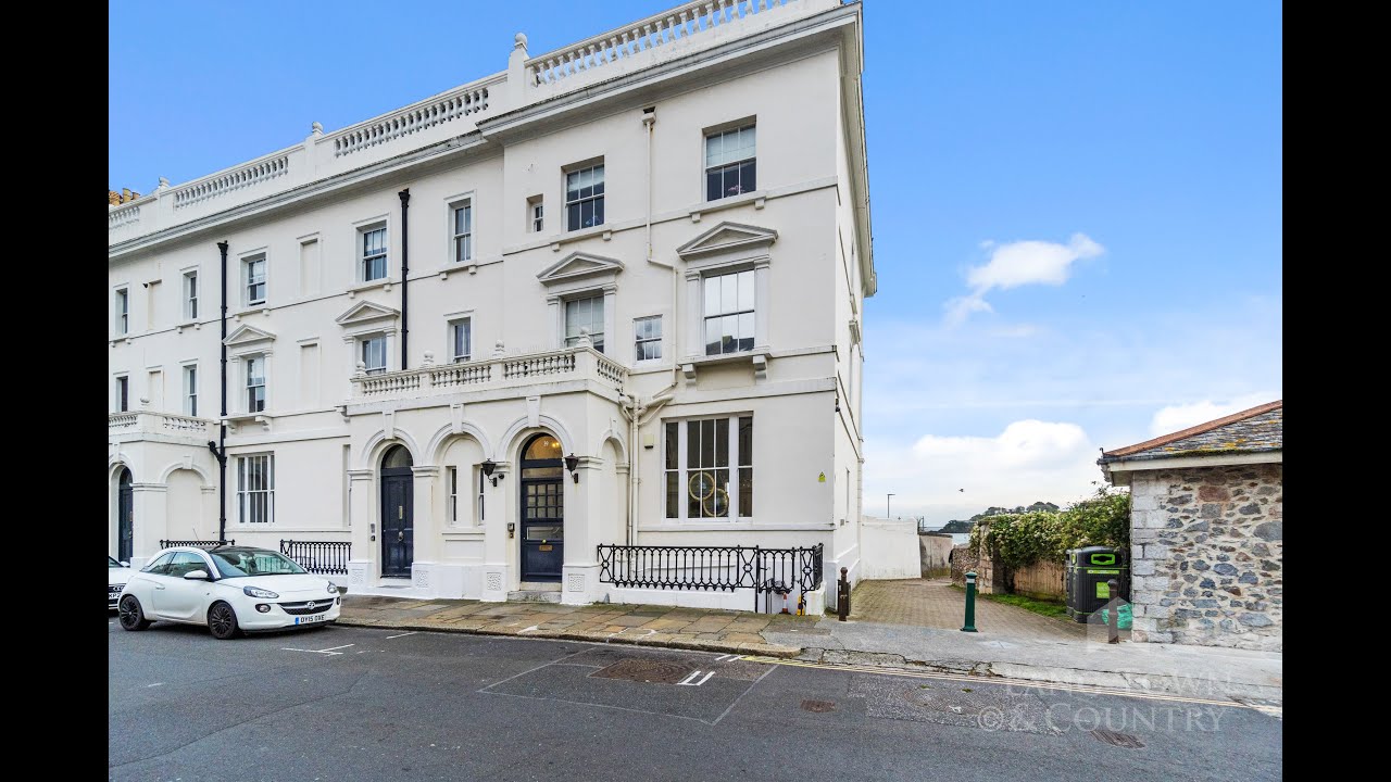 39 Grand Parade, West Hoe. Property for sale in Plymouth.