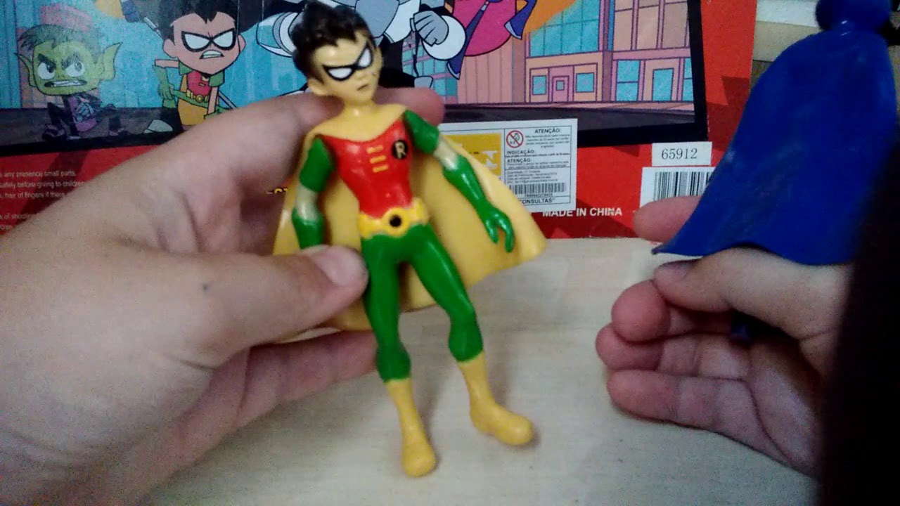 meus bonecos dos jovens titans