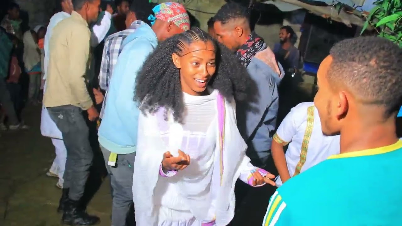 ድጄ ሶፊ ናይ ኣማኑኤል መዓረይ ደርፊ ኣብ መርዓ ናይ ጆን ጭራ መርዓ