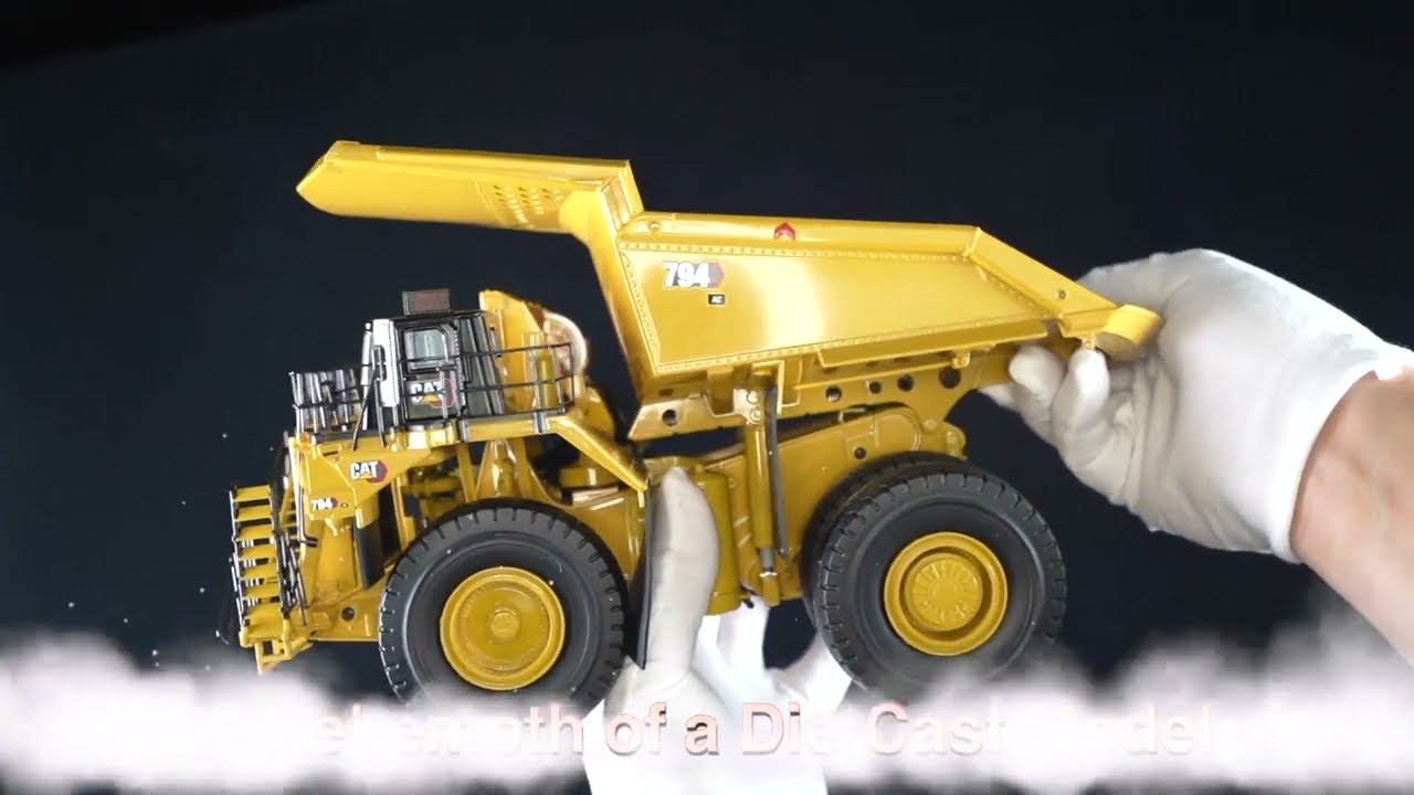 Caterpillar 794 AC Mining Truck #85670  [Diecast Masters 1:50]