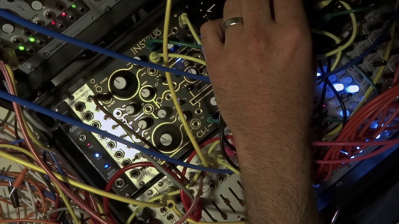 Instruo Cš-L CSL Complex Oscillator Demo One