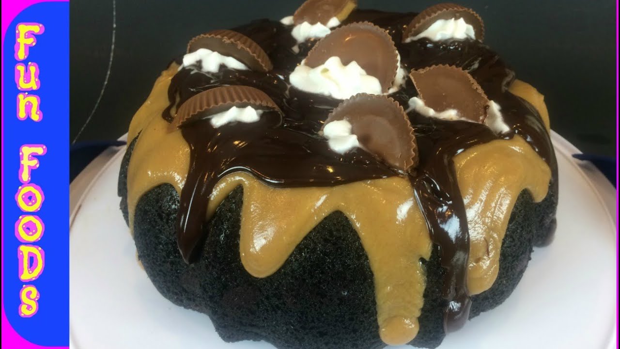 Chocolate Peanut Butter Lava Cake | How to Make a Molten Peanut Butter Lava Cake