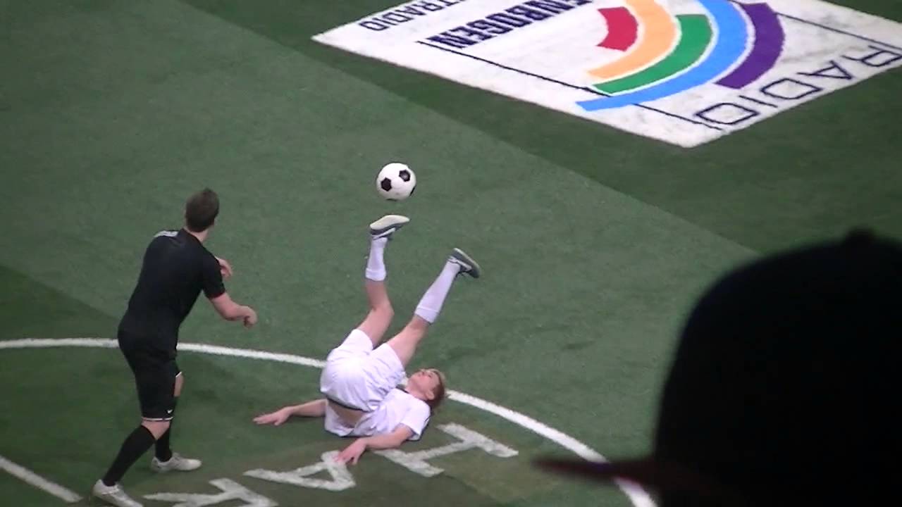 Kleine Showeinlage beim Harder 13 Cup 2013 (vor dem Turnier)
