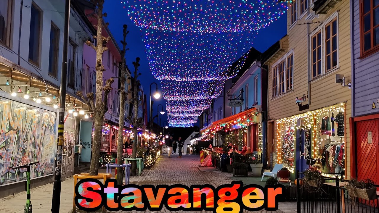 THE COLORFUL STREET IN STAVANGER NORWAY | FARGEGATA (&Oslash;vre Holmegate)