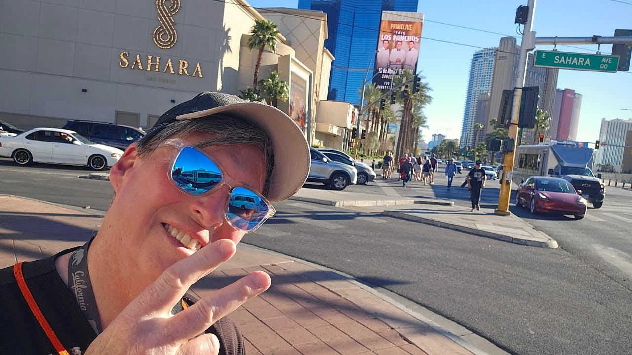 Las Vegas Strip Streaming!...IRL LIVESTREAM