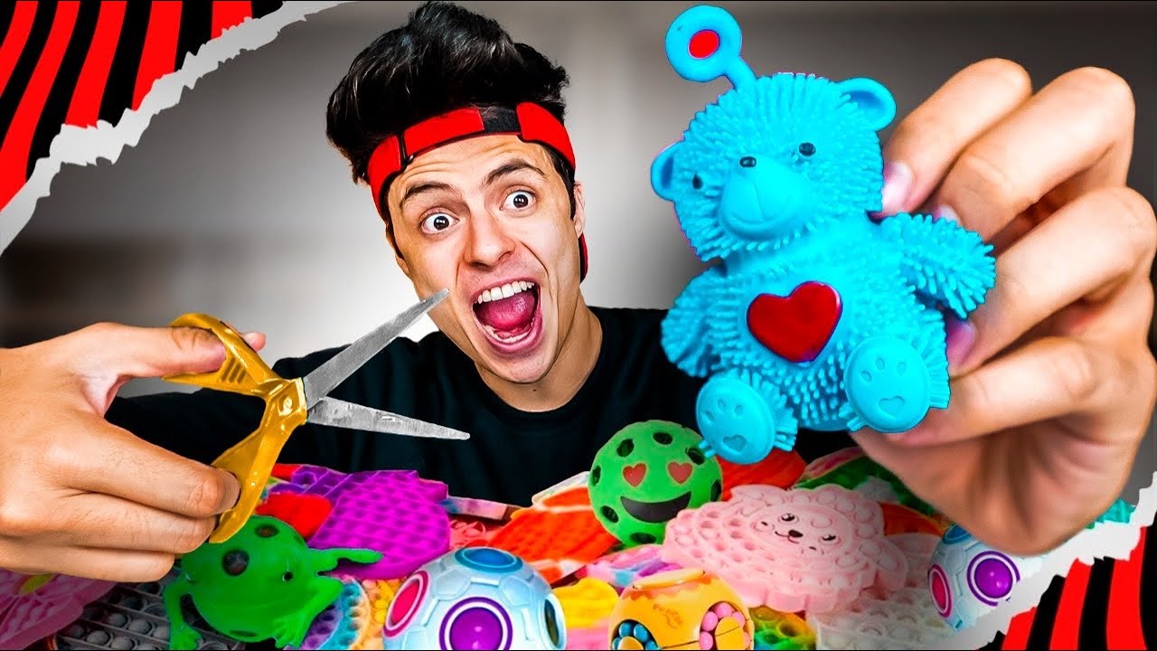 CORTANDO E ABRINDO FIDGET TOYS E STRESS BALLS DA MINHA COLEÇÃO!