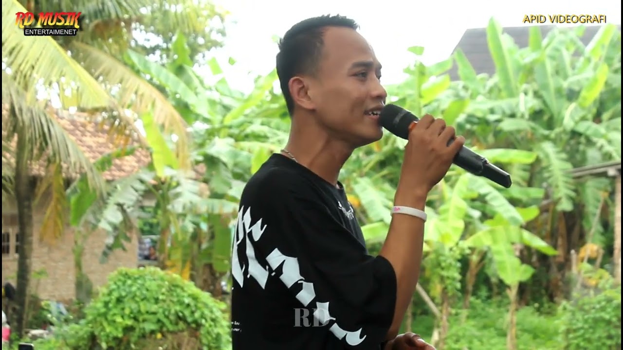 HUJAN DURI - MC IKHAM - RD MUSIK LIVE IN CARENANG 