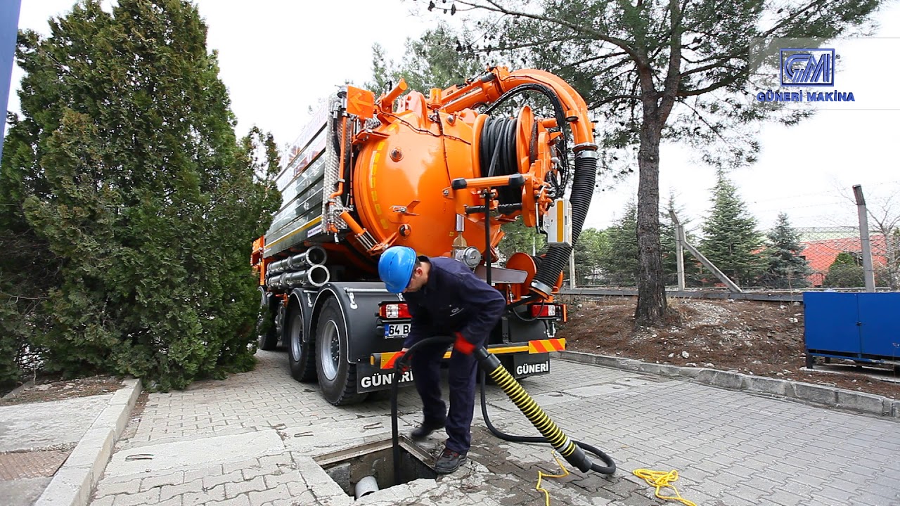 Ford 4136 Combined Sewer Cleaning Vehicle
