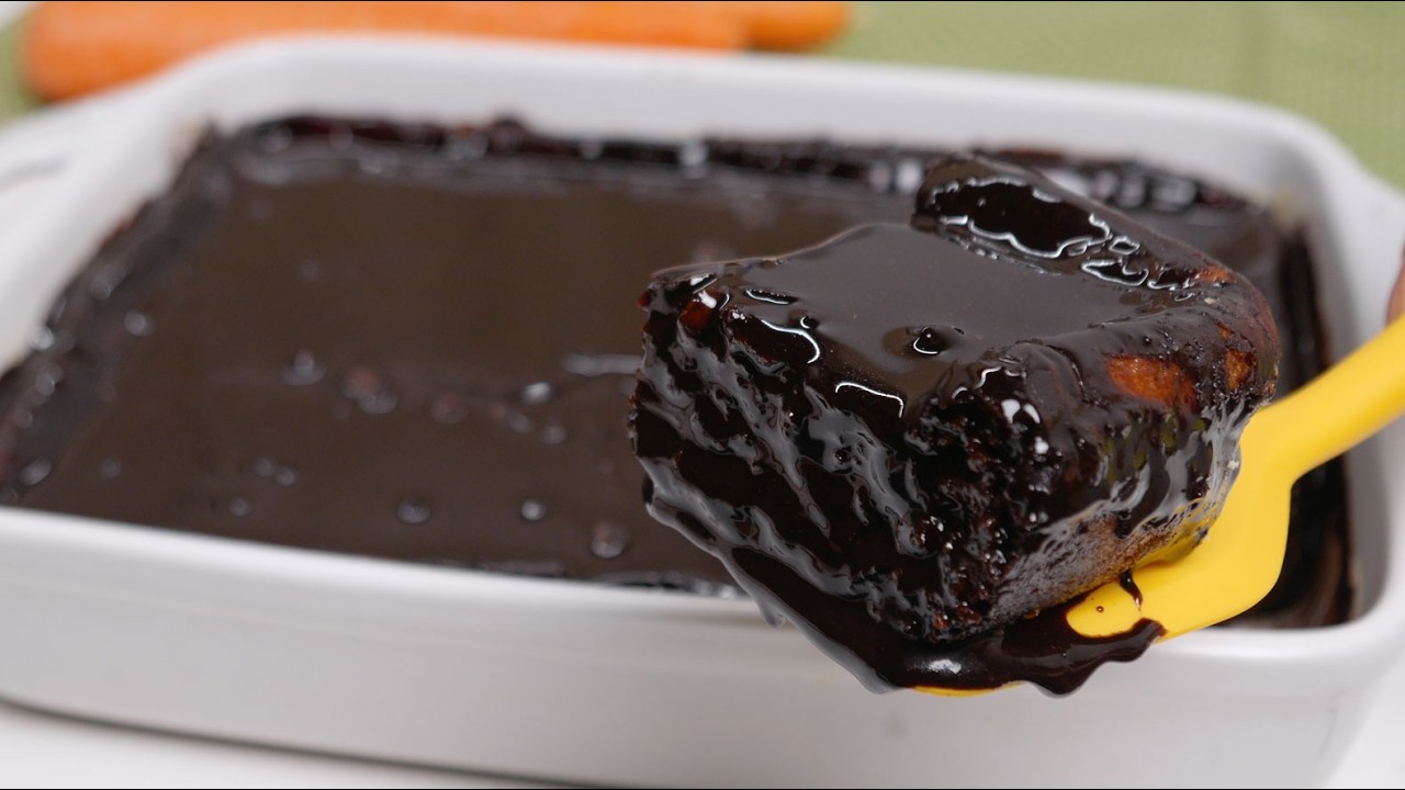 BOLO DE CENOURA SEM ÓLEO COM LEITE DE COCO E COBERTURA DE CHOCOLATE | Cook'n Enjoy 1725
