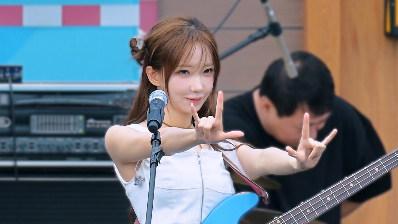 QWER 마젠타 세로직캠 / 250719 캐리비안베이 워터 뮤직 풀파티 / 