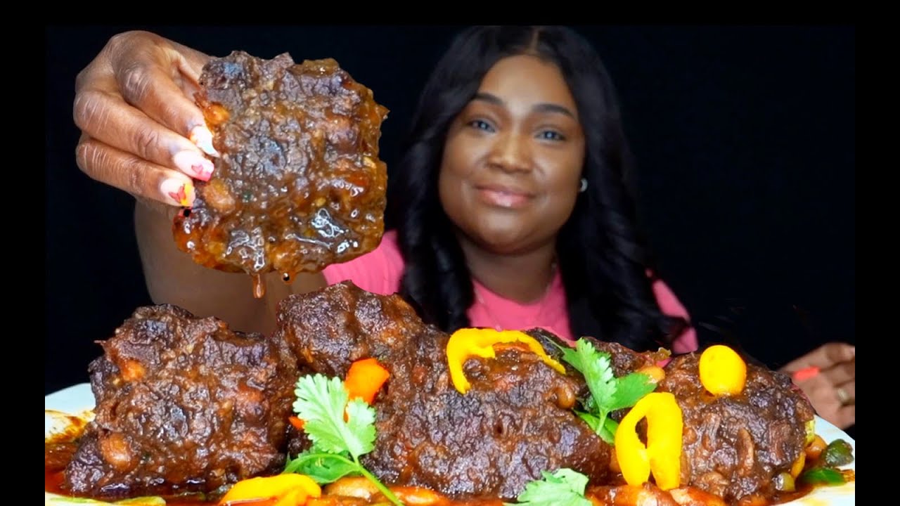 MUKBANG | OXTAIL STEW MUKBANG | JAMAICAN OXTAILS | EATCOOKANDLIVEITUP SMILE OXTAILS