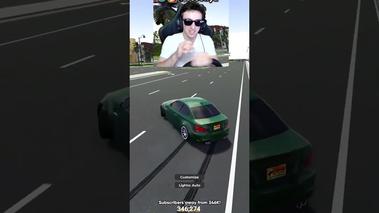 Я совершил безумный дрифт на парковочном месте, используя руль в Roblox