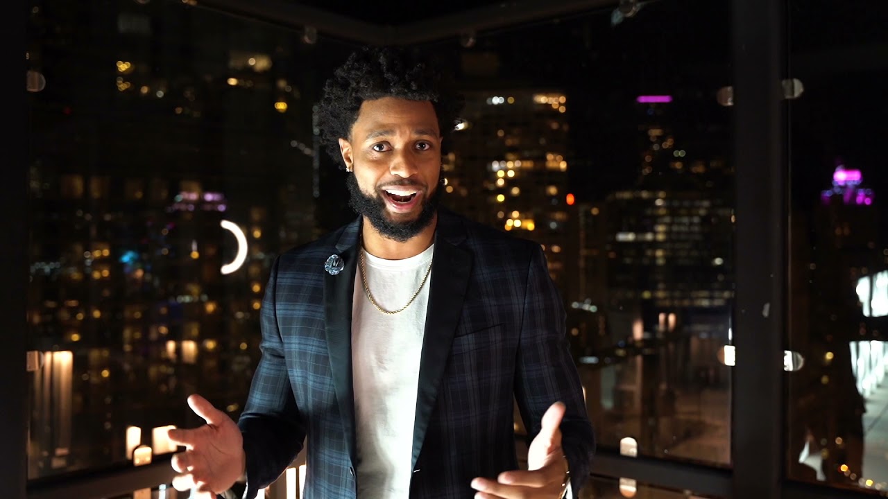 Beautiful surprise proposal video downtown Chicago