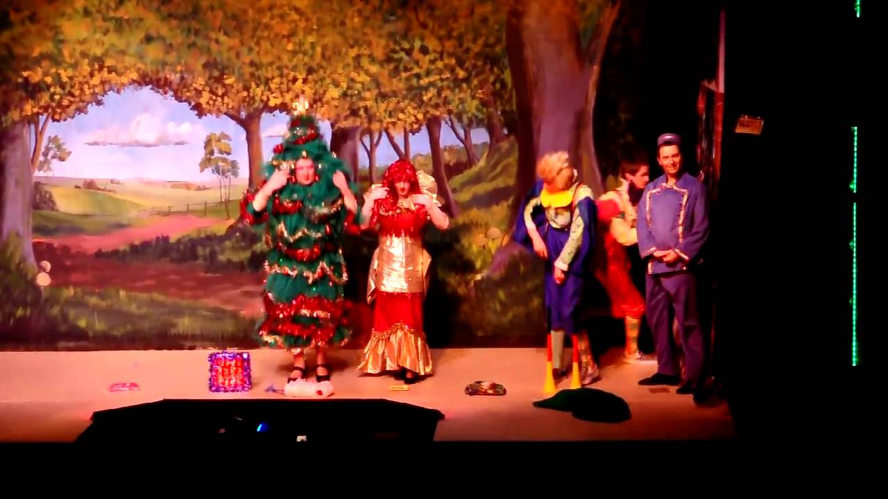 Grove Park Theatre Pantomime 