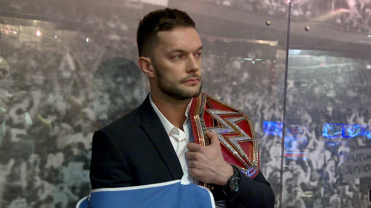 Finn Bálor spricht darüber, den WWE Universal Championtitel abzugeben, 23. August 2016
