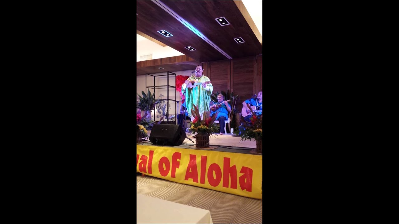 2014 Richard Ho'opi'i Leo Ki'eki' Falsetto Contest - Music Judge Iwalani Ho'omanawanui Apo
