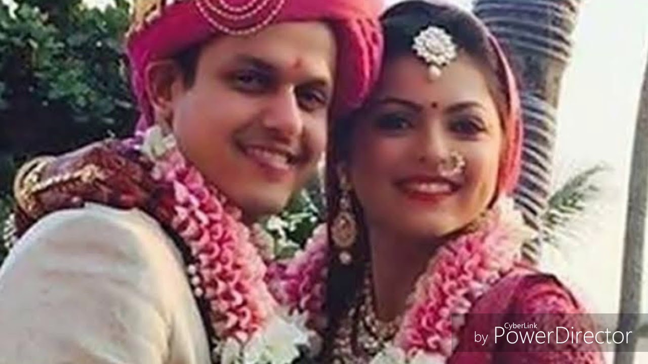 Drashti dhami wedding album