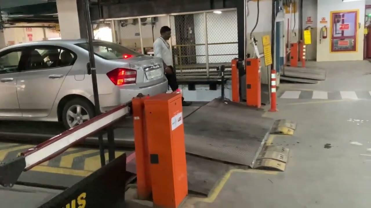 Sarojini Nagar NDMC multi level parking. Parking dhundhene ki jhanjhat se milega chuthkara.