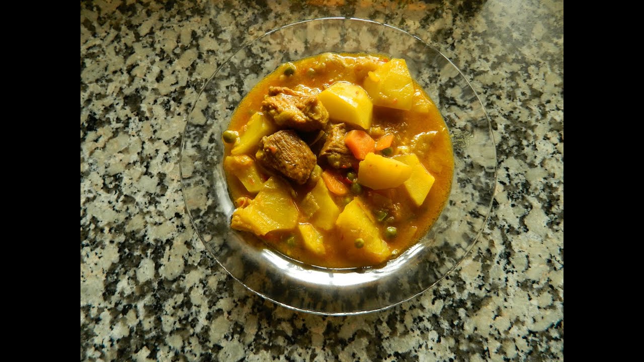 GUISO DE PATATAS, ALCACHOFAS Y CARNE