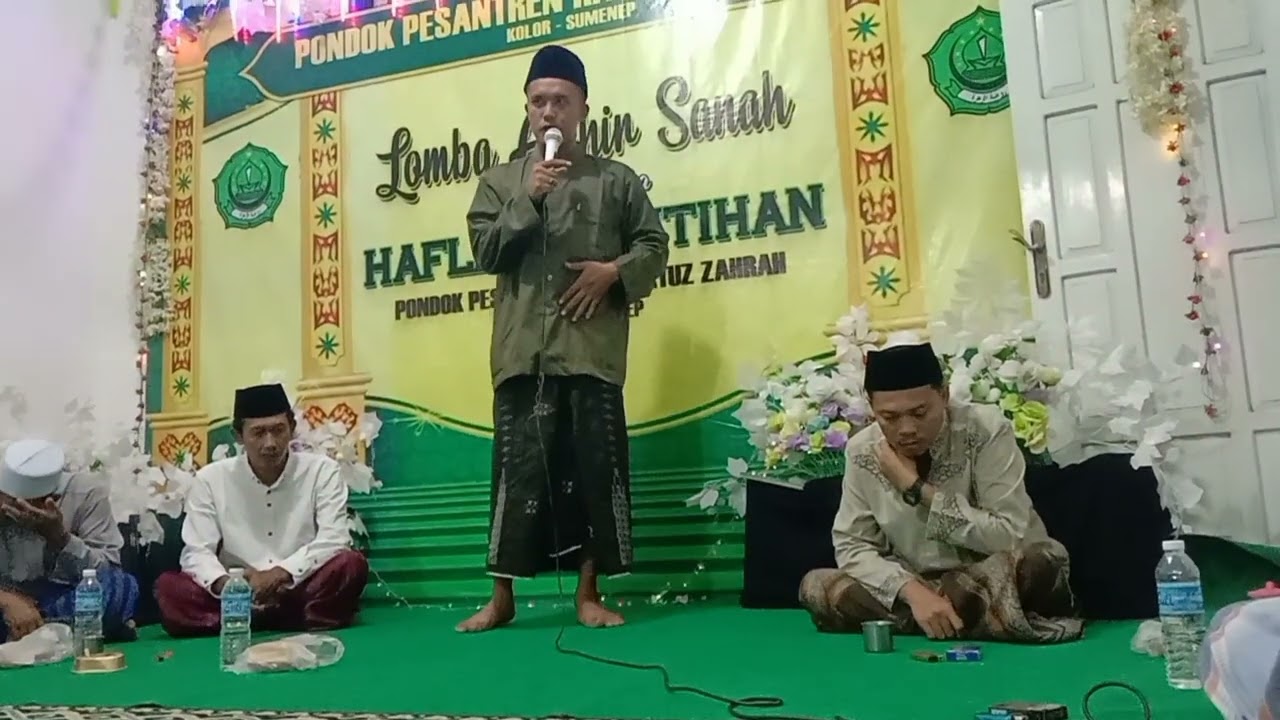 Ceramah agama Lora Fadil. Dalam rangka Haflatul Imtihan PP Raudlatuz Zahrah Kolor Sumenep 