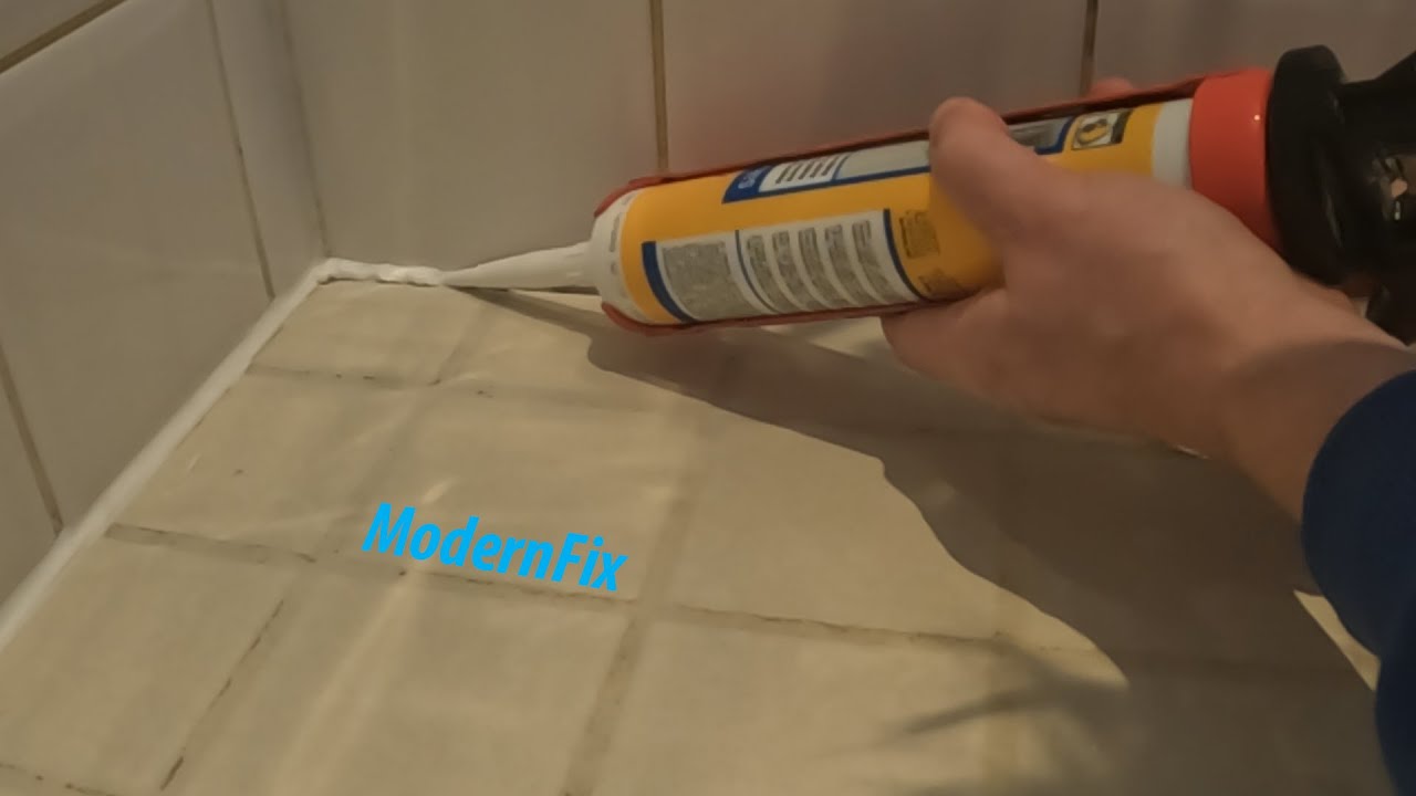 Kylpyhuoneen silikooni saumojen vaihto