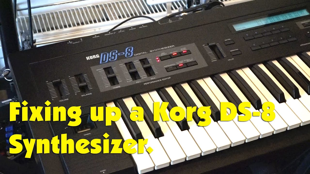 Ремонт батареи синтезатора Korg DS-8, перезарядка звуков и замена ужасной сетевой розетки.